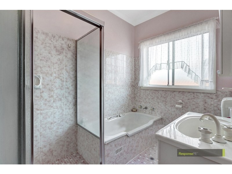 14 Kelvin Grove, Winston Hills NSW 2153