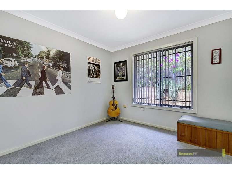 18 Lucinda Grove, Winston Hills NSW 2153