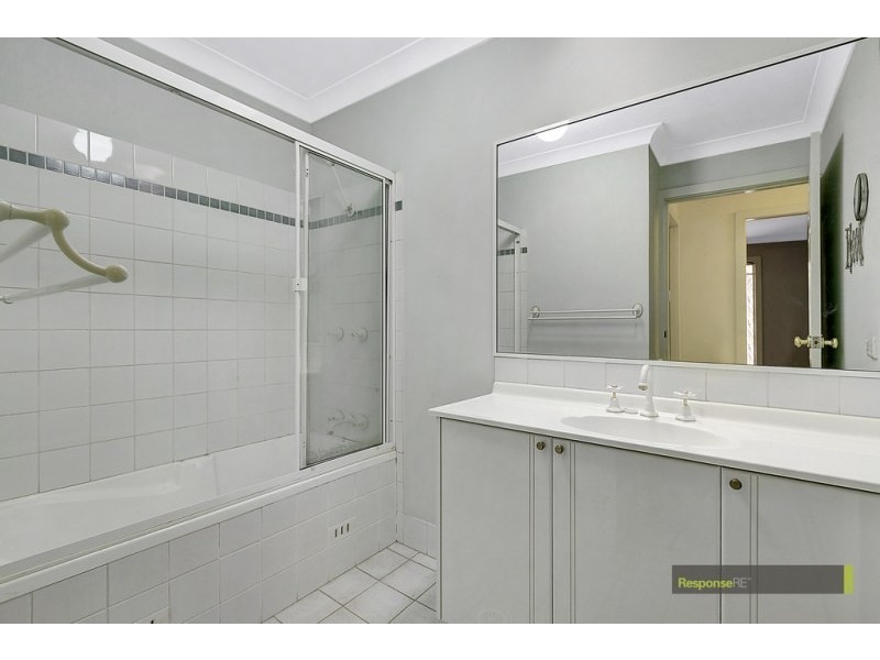 18 Lucinda Grove, Winston Hills NSW 2153