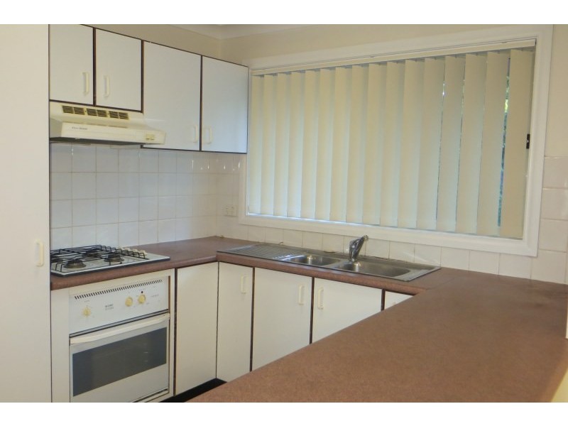 9/6 Binalong Road, Pendle Hill NSW 2145