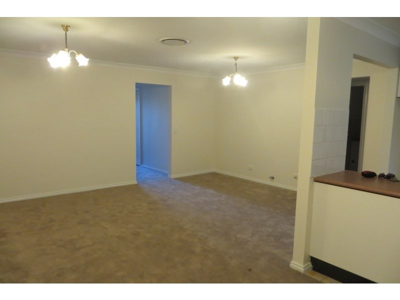 9/6 Binalong Road, Pendle Hill NSW 2145