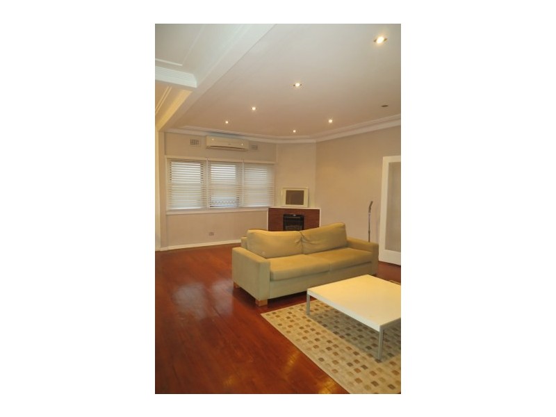 163 Windsor Road, Northmead NSW 2152