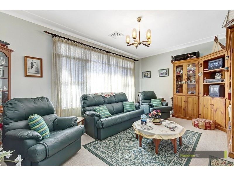 15 Nada Street, Old Toongabbie NSW 2146