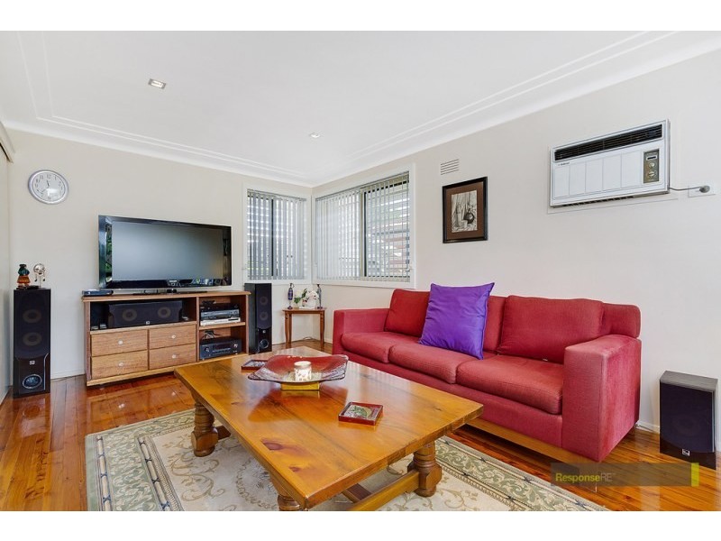 22 Apple Street, Constitution Hill NSW 2145