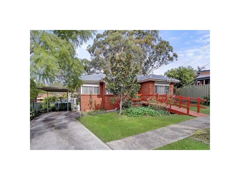 2 Dodson Crescent, Winston Hills NSW 2153