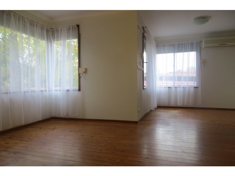 2 Dodson Crescent, Winston Hills NSW 2153