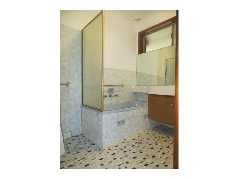 2 Dodson Crescent, Winston Hills NSW 2153