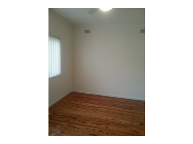 43 Bulli Road, Toongabbie NSW 2146