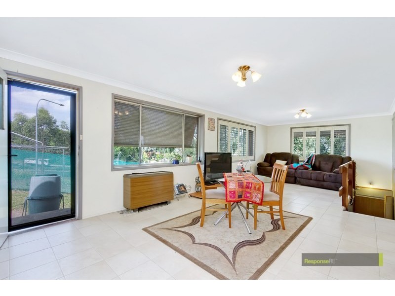 8 Strauss Place, Seven Hills NSW 2147