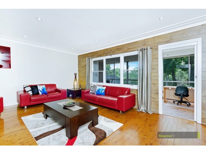 18 Allambie Avenue, Northmead NSW 2152