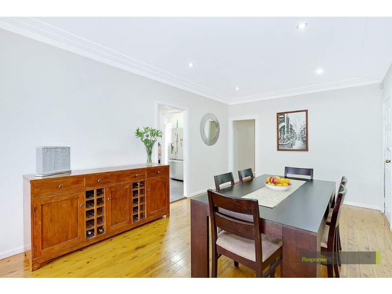 18 Allambie Avenue, Northmead NSW 2152