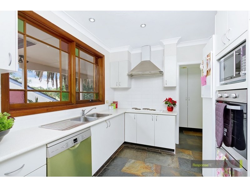 18 Allambie Avenue, Northmead NSW 2152