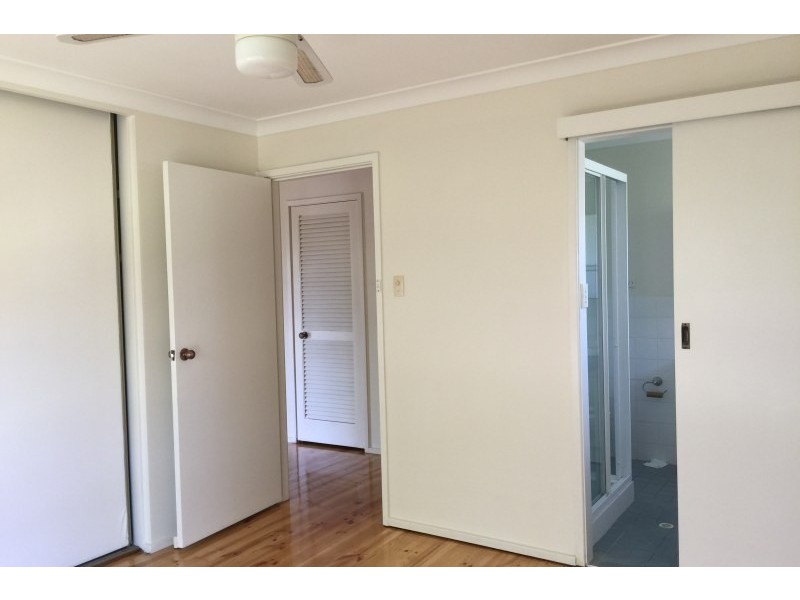 4 Grevillea Grove, Baulkham Hills NSW 2153