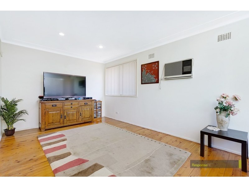 5 Peter Parade, Old Toongabbie NSW 2146
