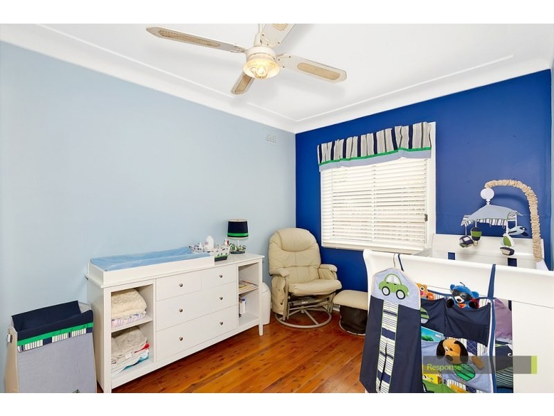 11 Elfrieda Street, Old Toongabbie NSW 2146