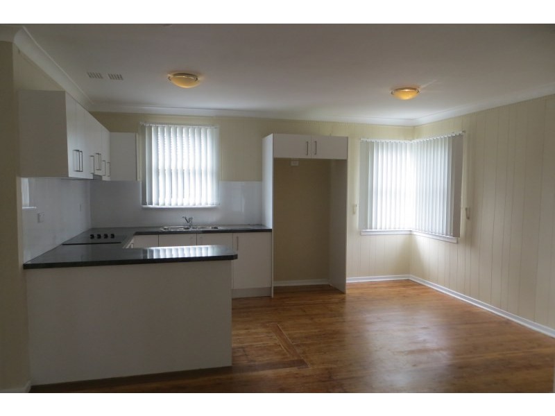 14 Copeland Road, Lethbridge Park NSW 2770