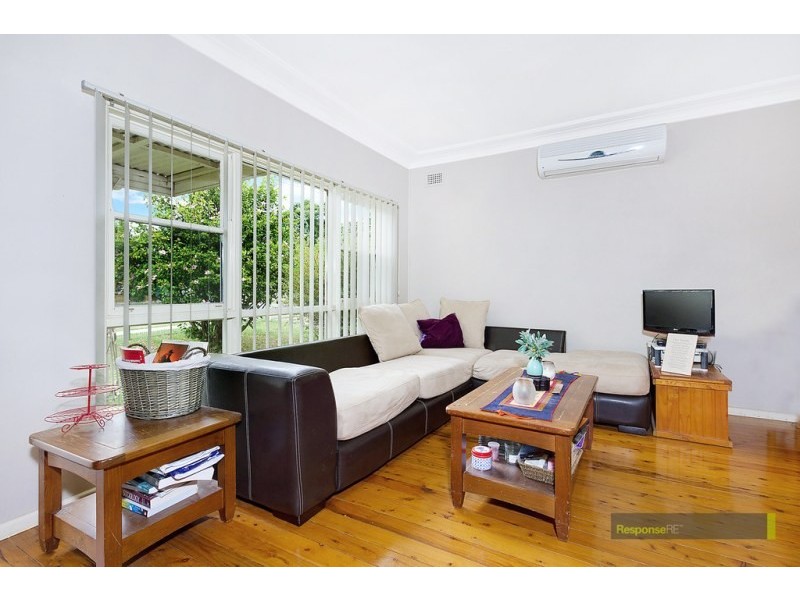 33 Bulli Road, Toongabbie NSW 2146