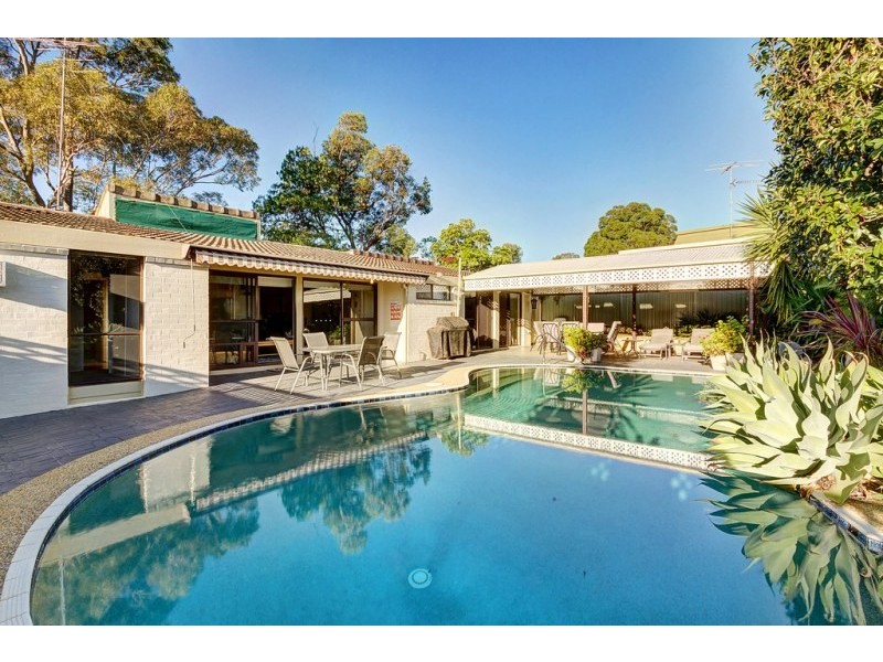 165 Caroline Chisholm Drive, Winston Hills NSW 2153