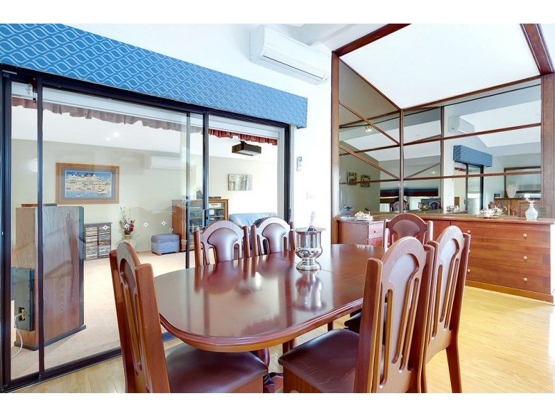 165 Caroline Chisholm Drive, Winston Hills NSW 2153