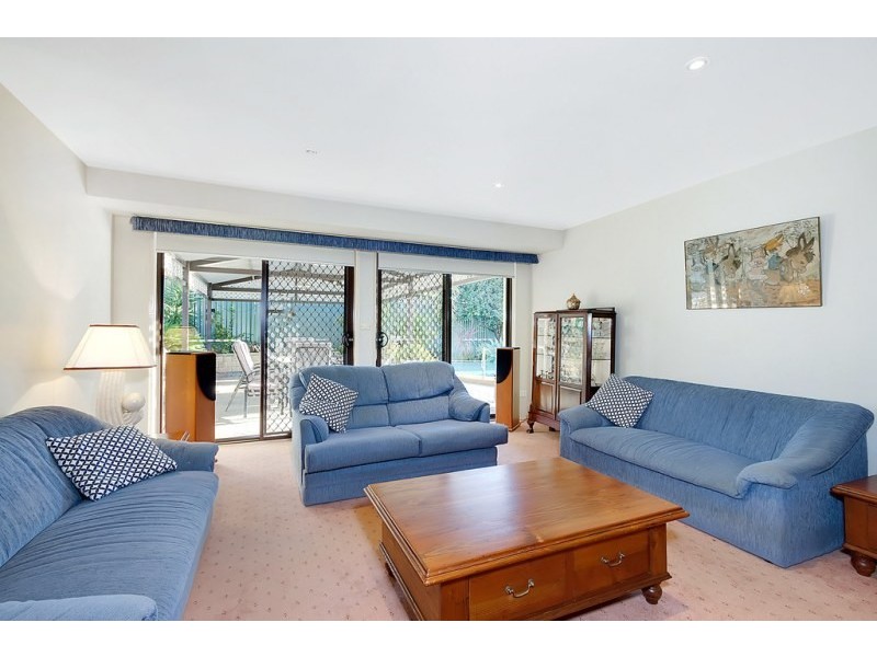 165 Caroline Chisholm Drive, Winston Hills NSW 2153