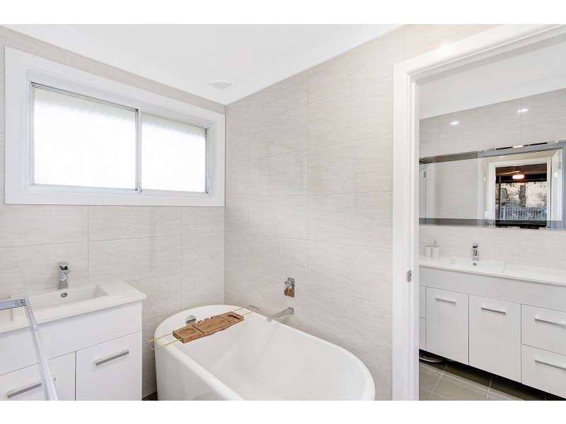 9 Hammond Court, Baulkham Hills NSW 2153