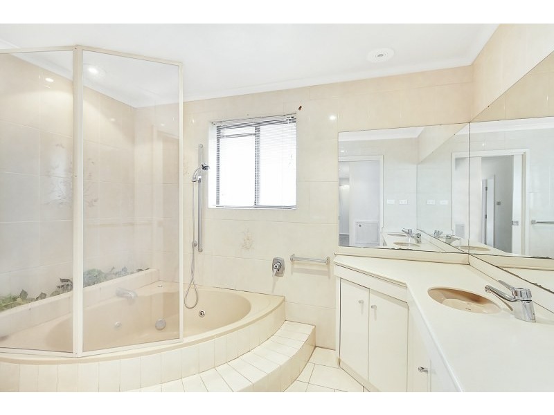 9 Larken Avenue, Baulkham Hills NSW 2153