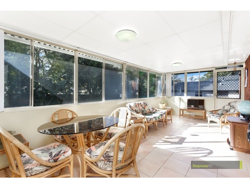 6 Twain Street, Winston Hills NSW 2153