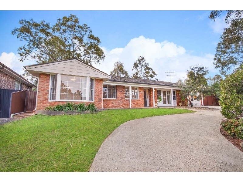 15 Hutchins Crescent, Kings Langley NSW 2147