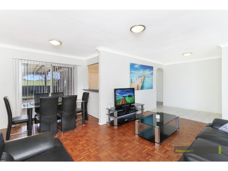 74 Greenmeadows Crescent, Toongabbie NSW 2146
