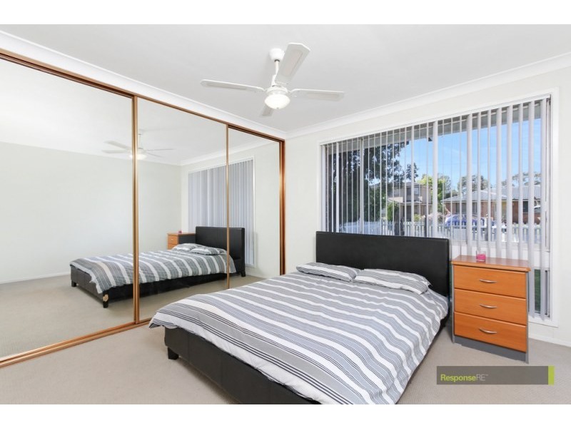 74 Greenmeadows Crescent, Toongabbie NSW 2146