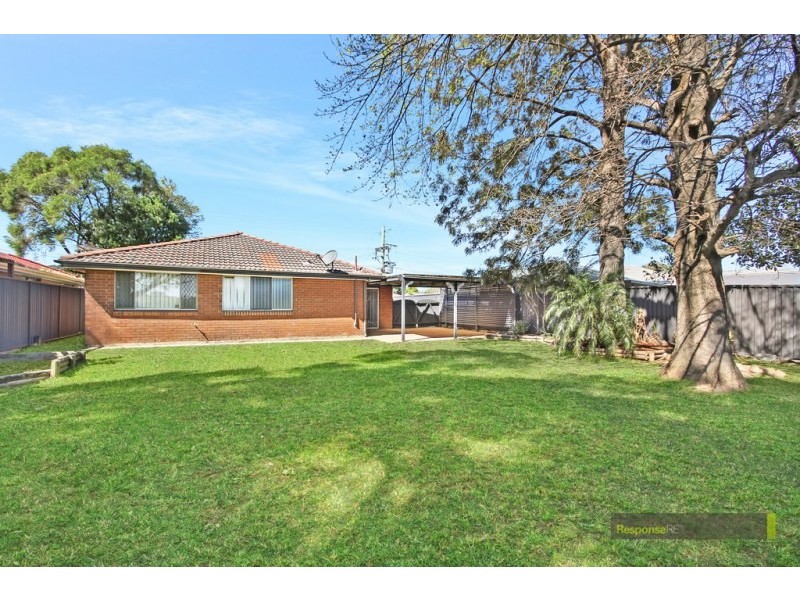 74 Greenmeadows Crescent, Toongabbie NSW 2146