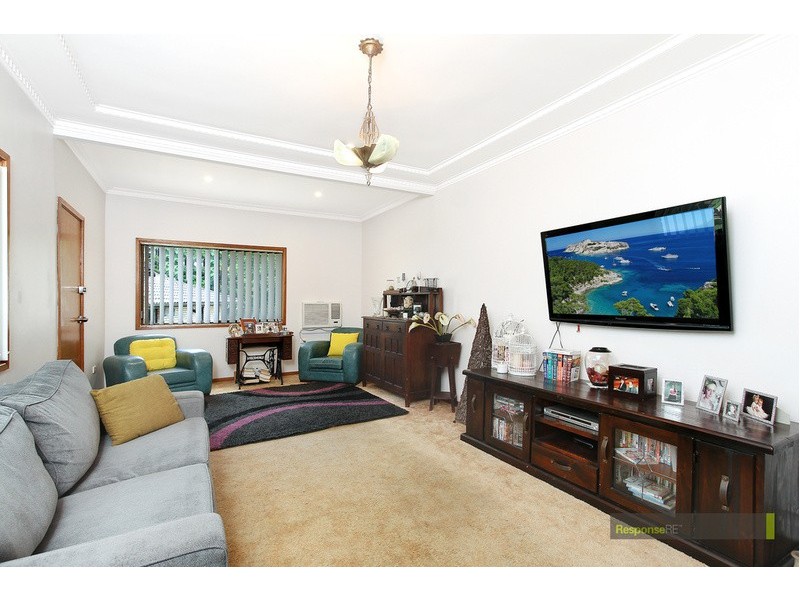 4 Ward Place, Northmead NSW 2152