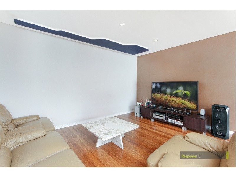 9 Chanel Street, Toongabbie NSW 2146