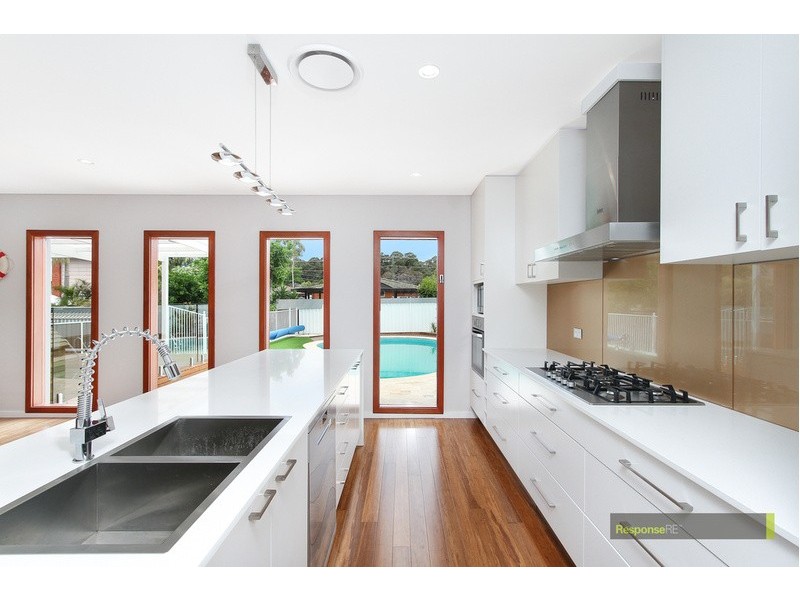 9 Chanel Street, Toongabbie NSW 2146