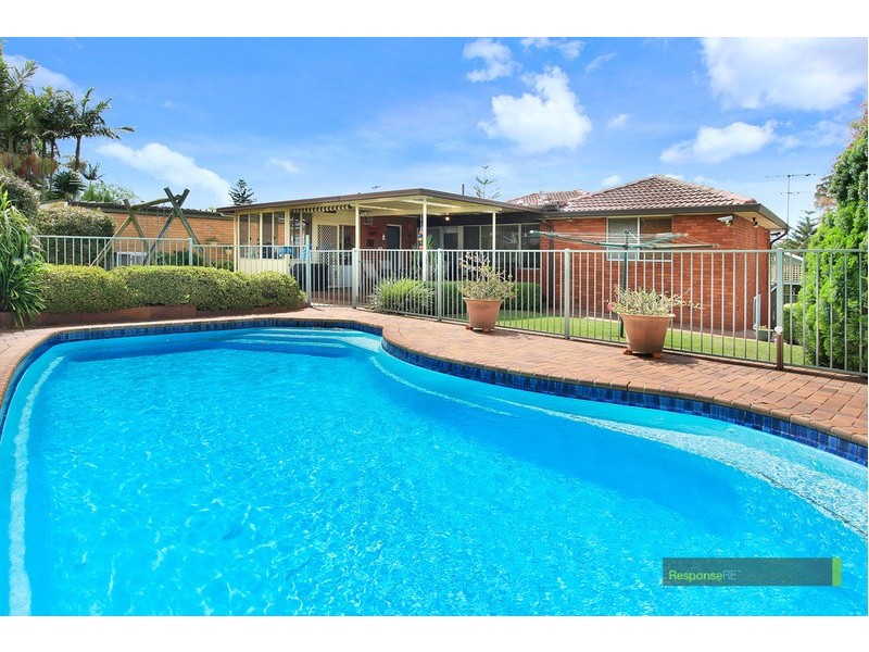 33 Gregory Avenue, Baulkham Hills NSW 2153
