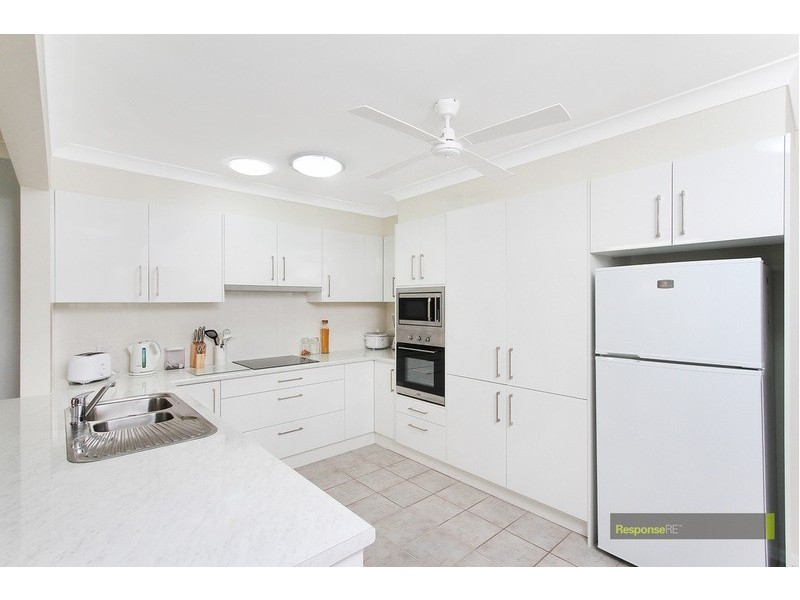 33 Gregory Avenue, Baulkham Hills NSW 2153
