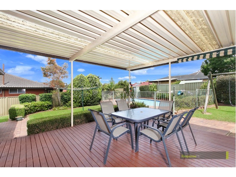 33 Gregory Avenue, Baulkham Hills NSW 2153