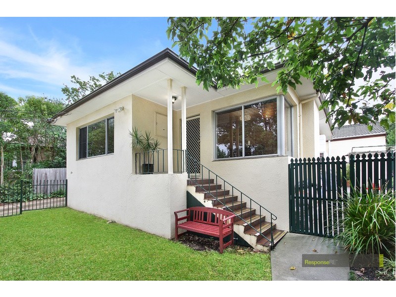 15a Margaret Street, Northmead NSW 2152