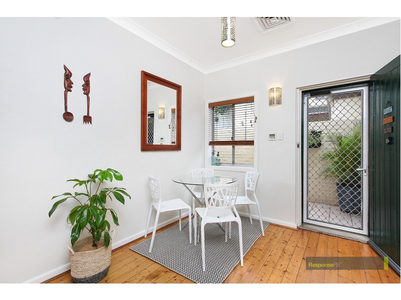 15a Margaret Street, Northmead NSW 2152