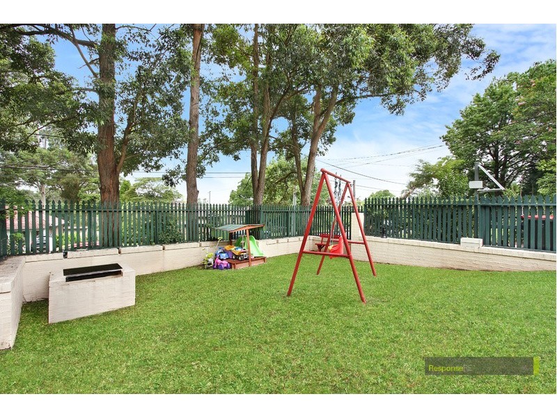 15a Margaret Street, Northmead NSW 2152