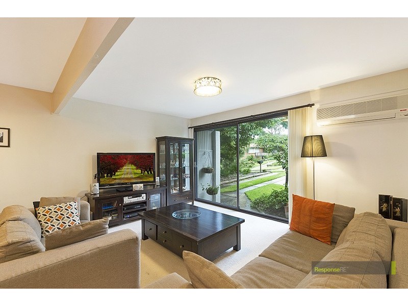 11 Aberdeen Road, Winston Hills NSW 2153