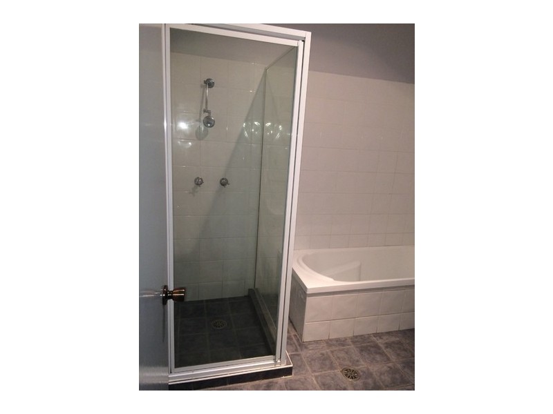 12 June Street, Seven Hills NSW 2147