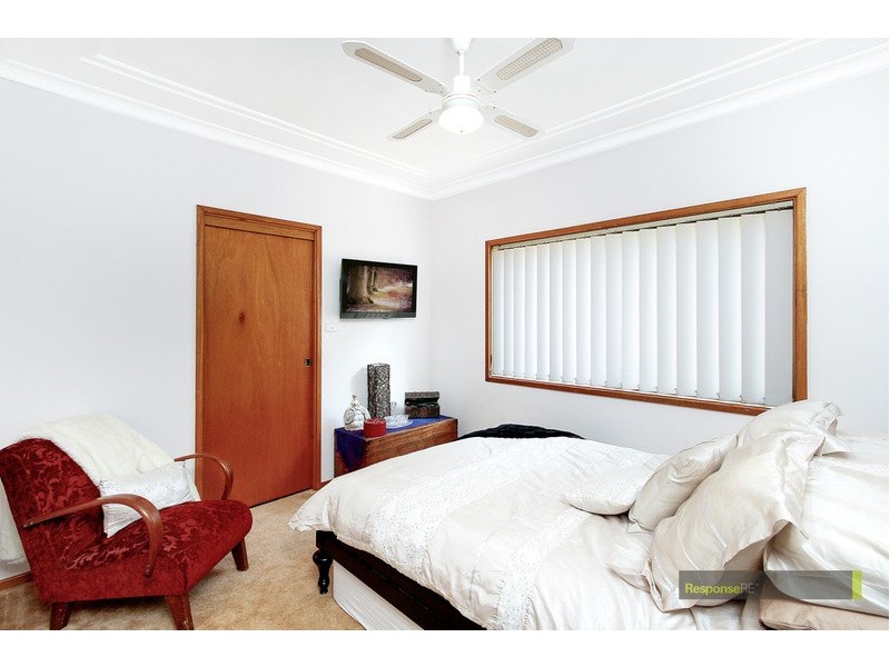 4 Ward Place, Northmead NSW 2152