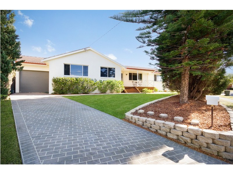 16 Lodge Avenue, Old Toongabbie NSW 2146