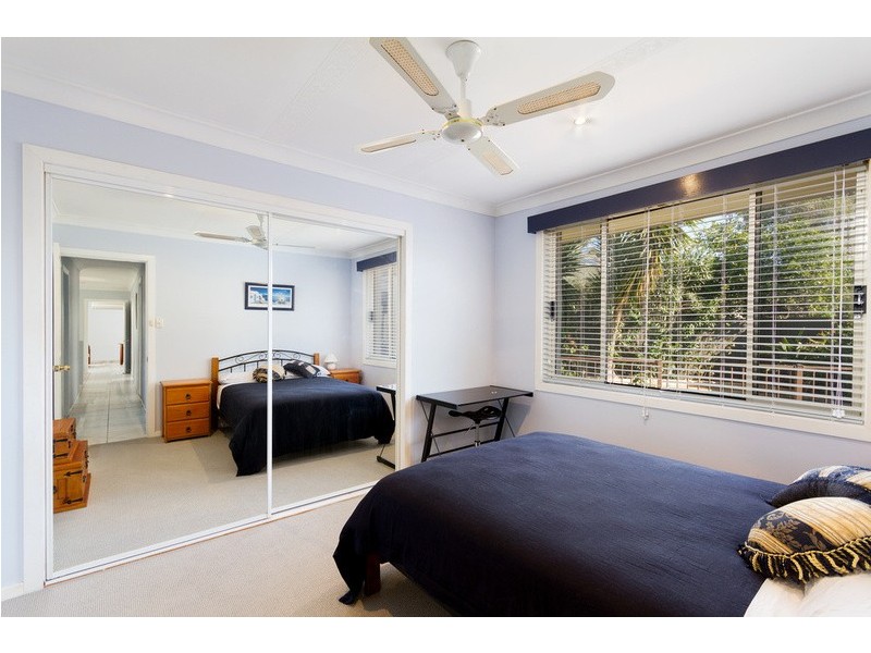 16 Lodge Avenue, Old Toongabbie NSW 2146