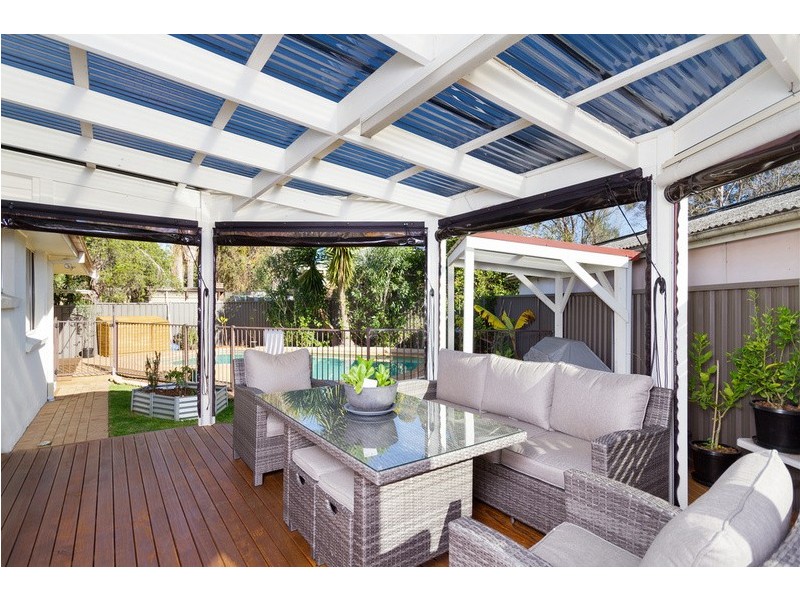 16 Lodge Avenue, Old Toongabbie NSW 2146