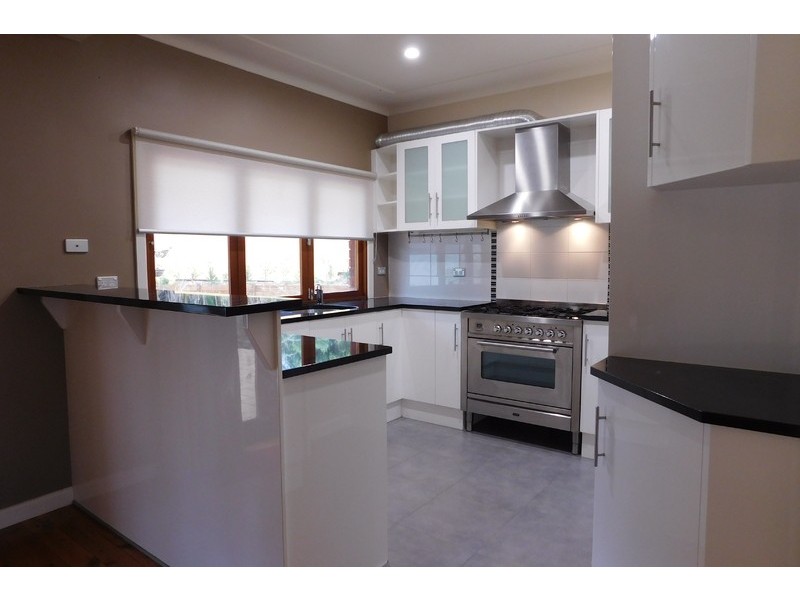 1 Livingstone Avenue, Baulkham Hills NSW 2153