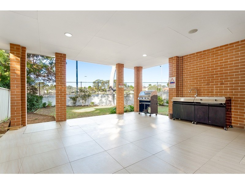 7 Howe Street, Westmead NSW 2145
