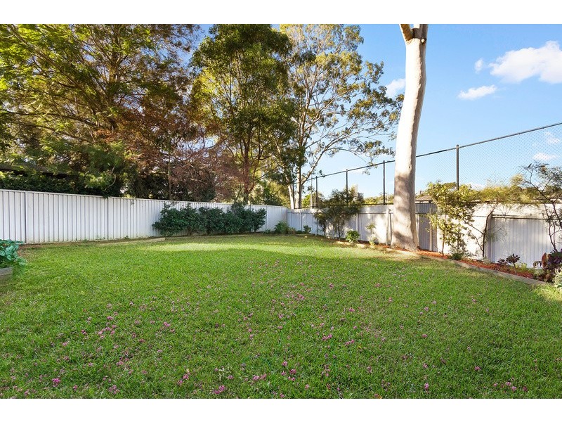 7 Howe Street, Westmead NSW 2145