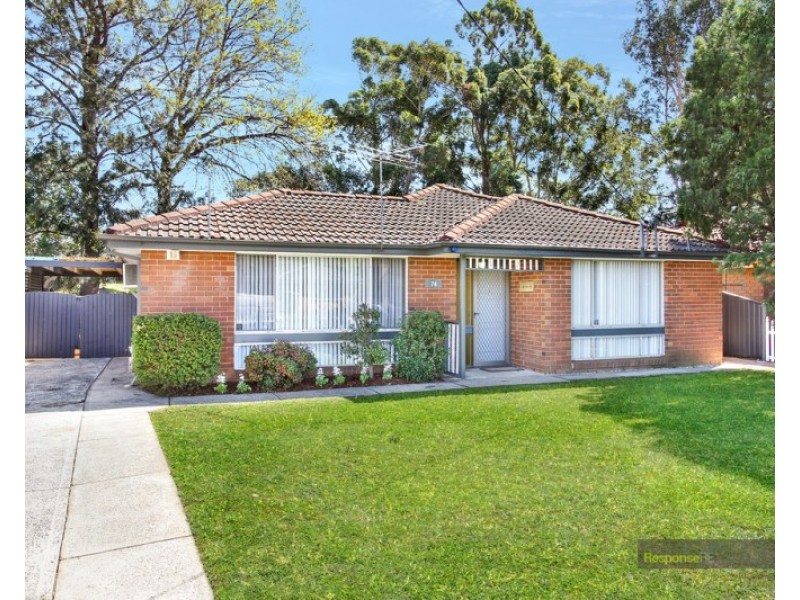 74 Greenmeadows Crescent, Toongabbie NSW 2146